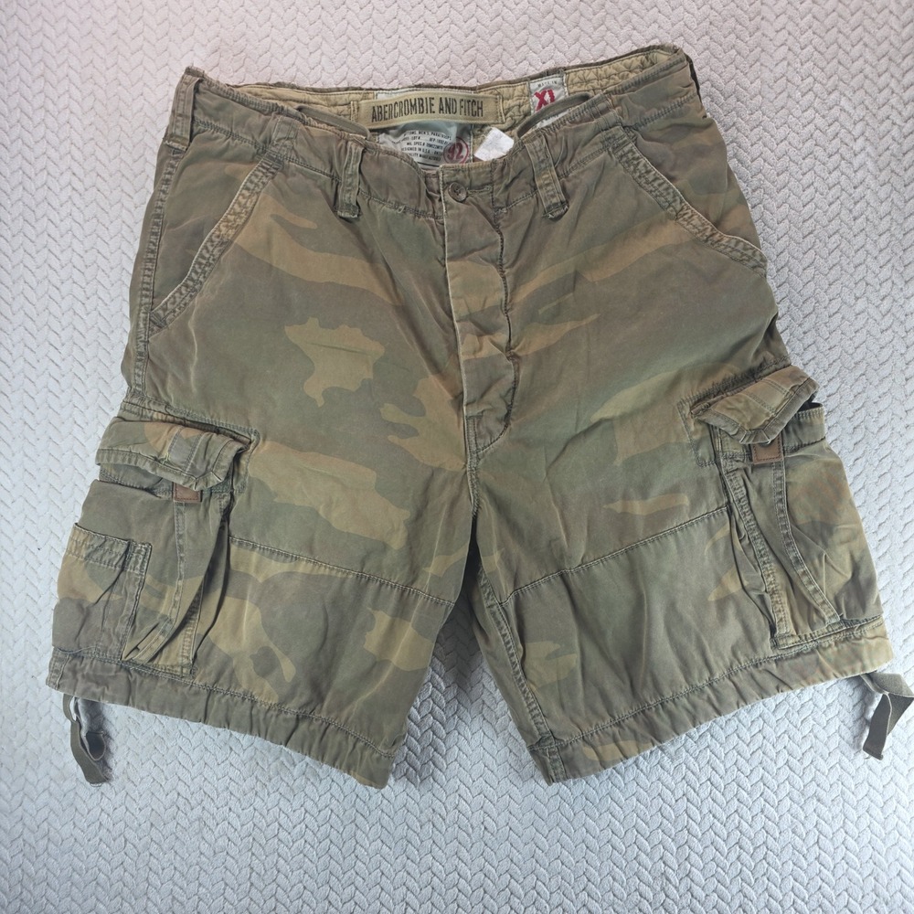 Abercrombie & Fitch Mens Camo Paratroop Cargo Shorts XL Wood Camouflage Cotton